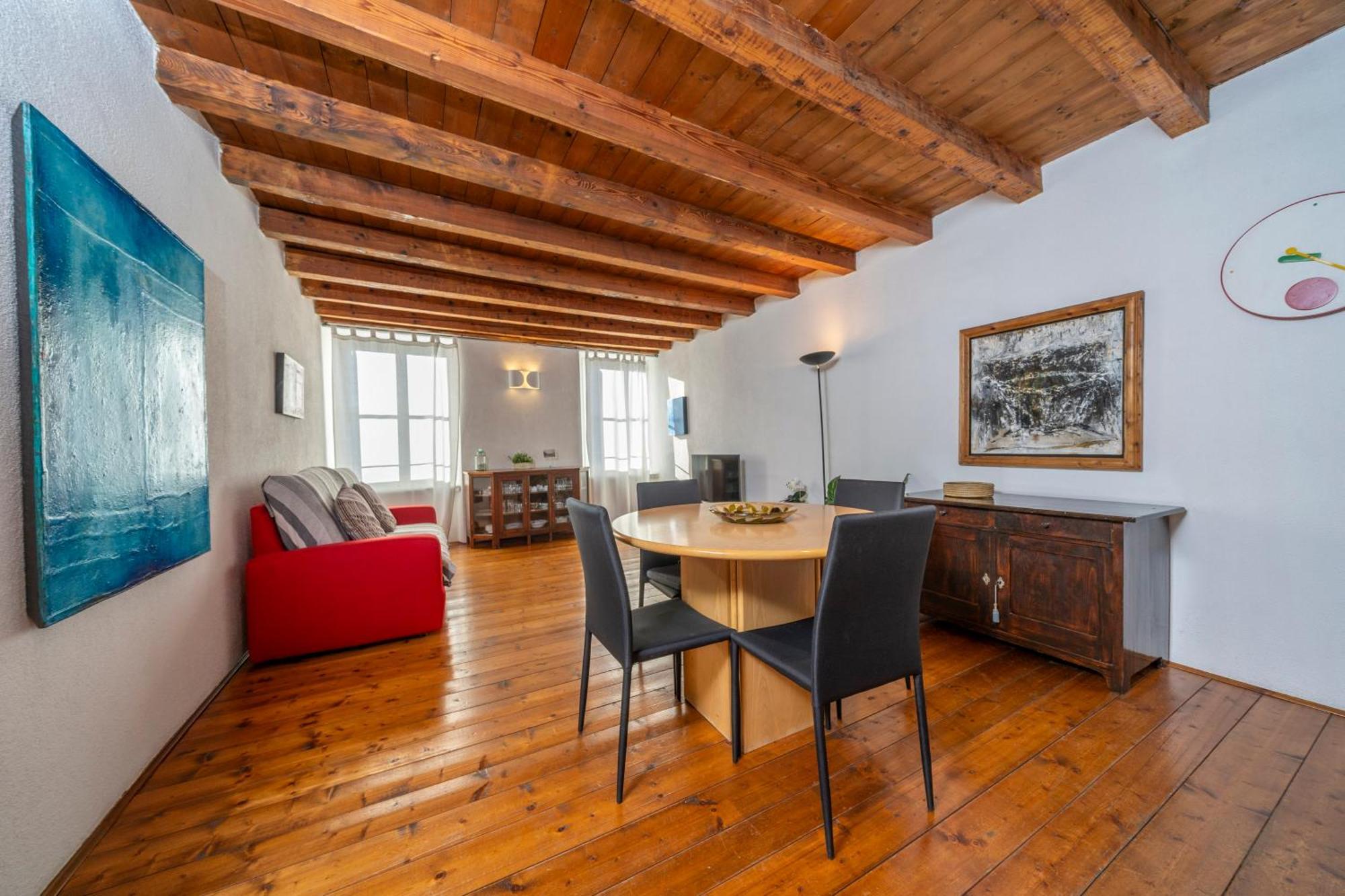 Atelier San Giacomo - Central Apartment Удине Екстериор снимка
